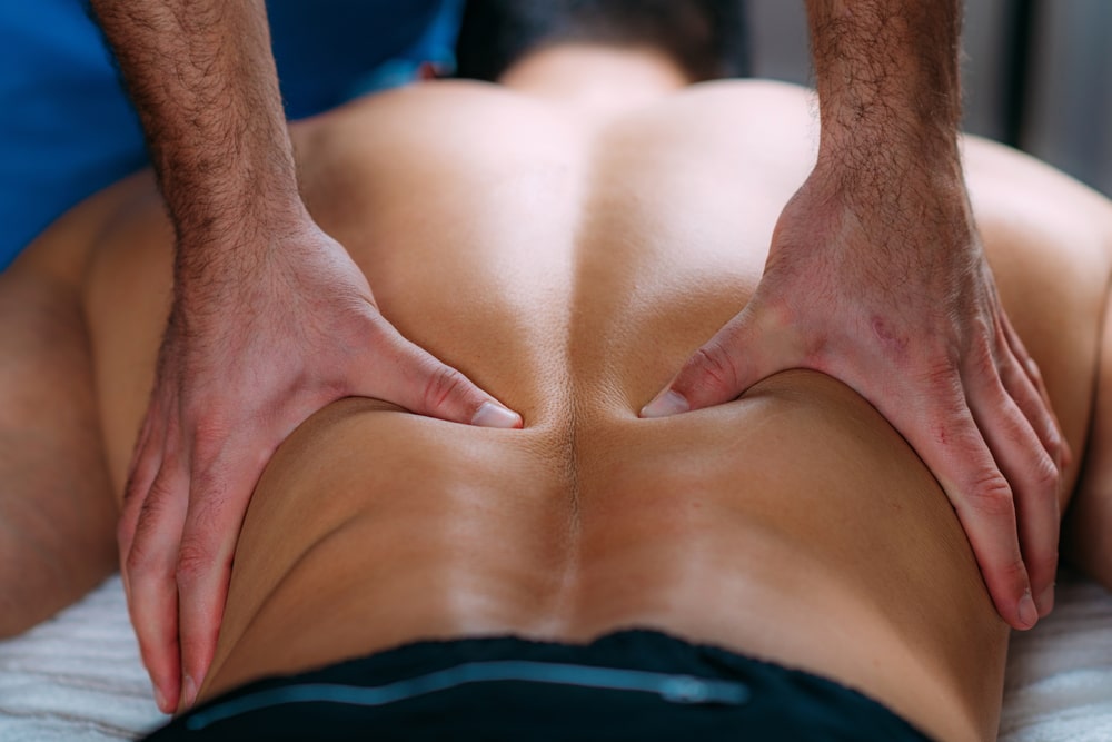 Deep tissue massage m2m massage in Porto.